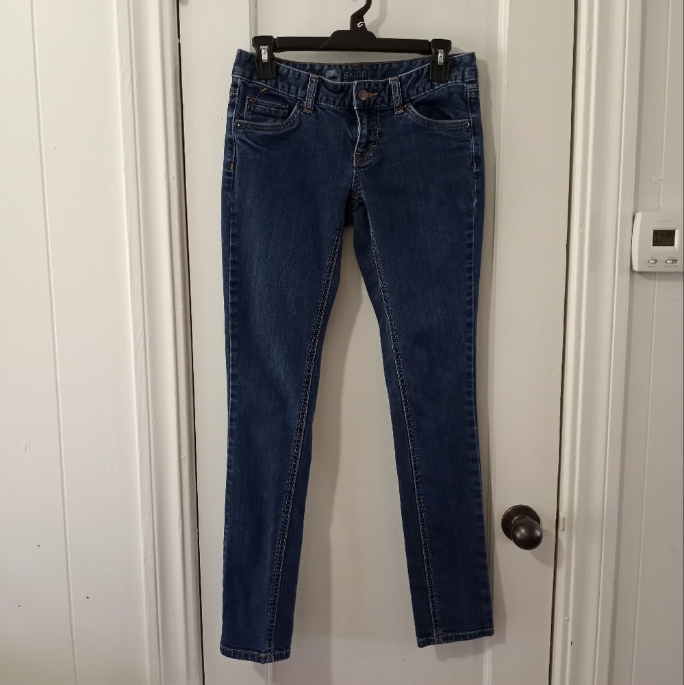 Mossimo Low Rise Skinny Jeans Women's Size 2R